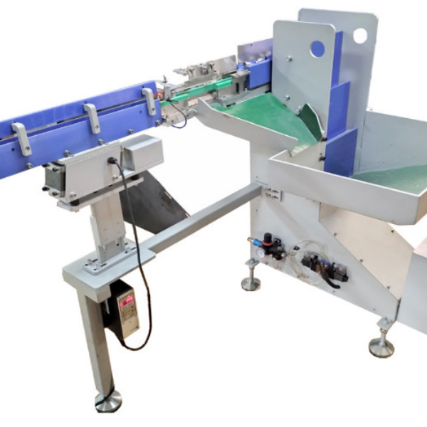 gito push plate type tube feeder
